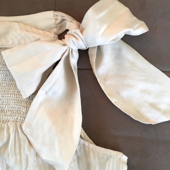 Vintage 2000’s Guess Top - Picture 2 of 7